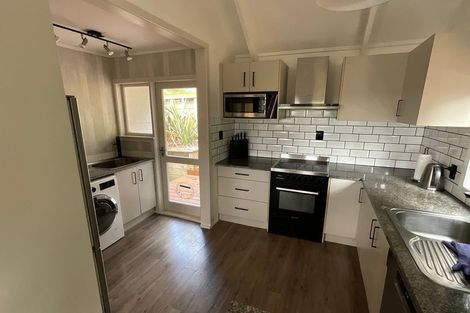 Photo of property in 1/24 Halder Place, Torbay, Auckland, 0632