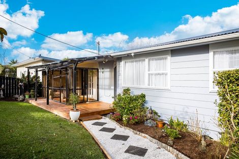 Photo of property in 33 Brigitte View, Snells Beach, 0920