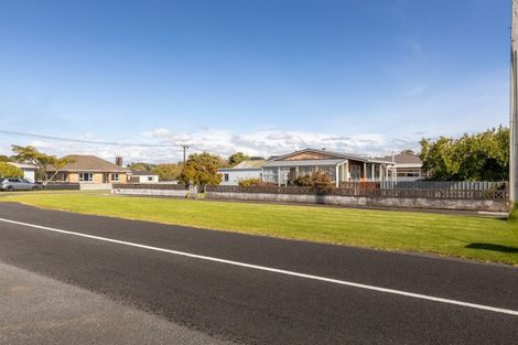 Photo of property in 1 Blake Street, Waitara, 4320