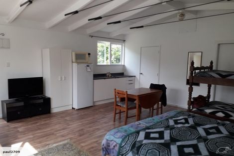 Photo of property in 907 Whangaparaoa Road, Manly, Whangaparaoa, 0930