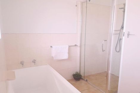 Photo of property in 24a Grove Road, Papakura, 2110