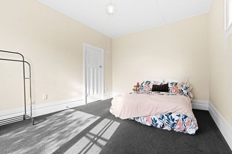 Photo of property in 33 Mako Mako Road, Levin, 5510