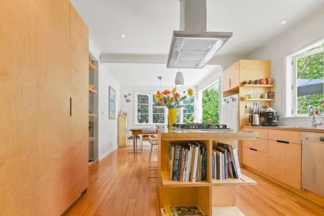 Photo of property in 54 Plunket Terrace, Hamilton East, Hamilton, 3216