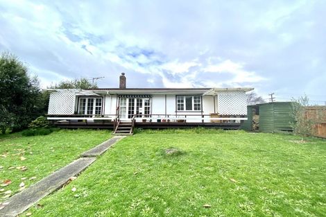 Photo of property in 15 Holdsworth Avenue, Trentham, Upper Hutt, 5018
