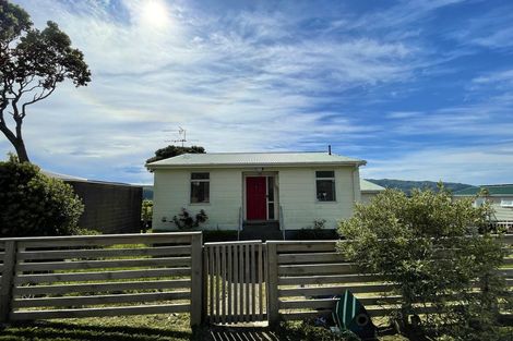 Photo of property in 94 Jamaica Drive, Grenada North, Wellington, 5028