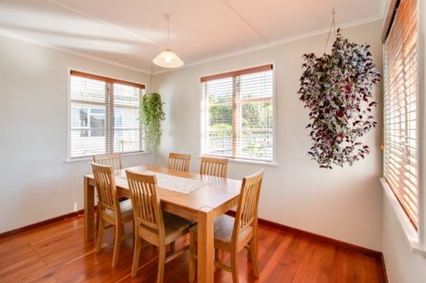 Photo of property in 48 Russell Road, Marewa, Napier, 4110