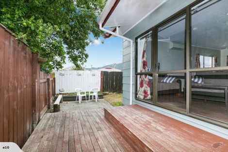 Photo of property in 22a Randwick Crescent, Moera, Lower Hutt, 5010