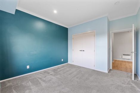 Photo of property in 195 Heta Road, Highlands Park, New Plymouth, 4312