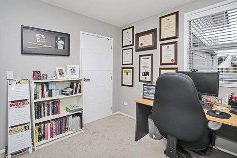 Photo of property in 18 Rosewood Drive, Rosedale, Invercargill, 9810