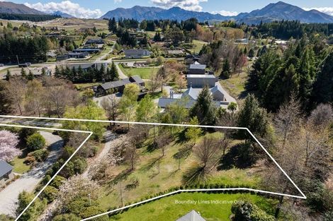 Photo of property in 5 Cottonwood Lane, Wanaka, 9305