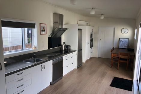 Photo of property in 9 Albert Street, Saint Clair, Dunedin, 9012