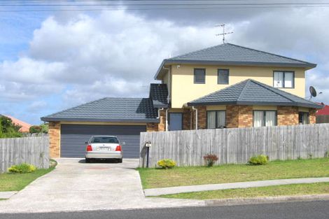 Photo of property in 86a Sunset Road, Unsworth Heights, Auckland, 0632