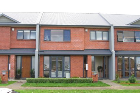 Photo of property in 4a Tuscany Way, Te Atatu Peninsula, Auckland, 0610