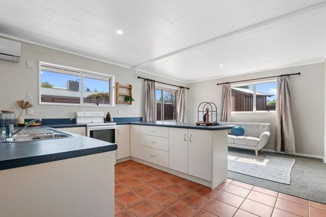 Photo of property in 9 Bata Place, Pomare, Rotorua, 3015