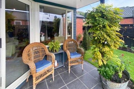 Photo of property in 10 Oakview Lane, Cashmere, Christchurch, 8022