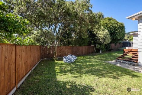 Photo of property in 1 Pembroke Street, Tawa, Wellington, 5028