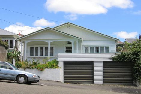Photo of property in 8 Rimu Road, Kelburn, Wellington, 6012