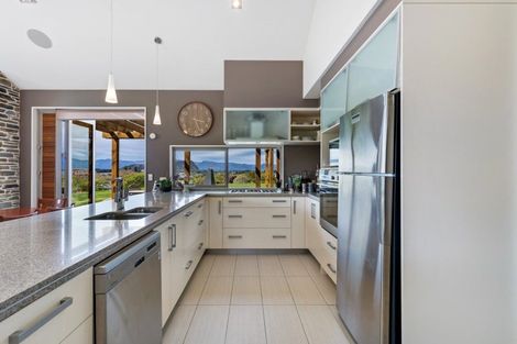 Photo of property in 1 Elderberry Crescent, Wanaka, 9305