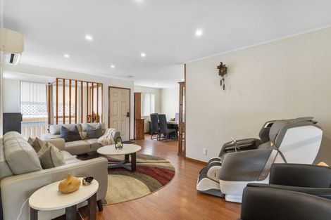 Photo of property in 369 Bucklands Beach Road, Bucklands Beach, Auckland, 2012