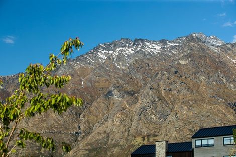 Photo of property in 17 Soudley Court, Jacks Point, Queenstown, 9371