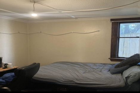 Photo of property in 29 Tanera Crescent, Brooklyn, Wellington, 6021