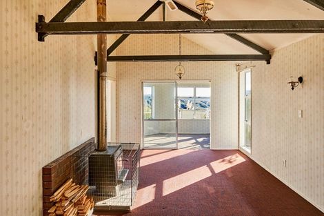 Photo of property in 11 Lauderdale Road, Papakowhai, Porirua, 5024