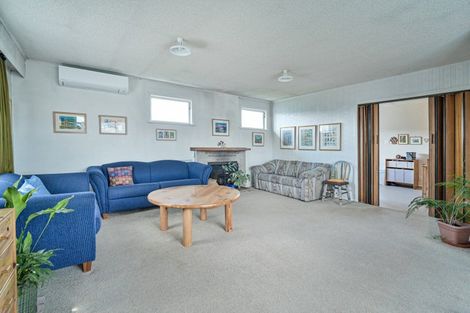 Photo of property in 110 Warwick Road, Mayfair, Hastings, 4122