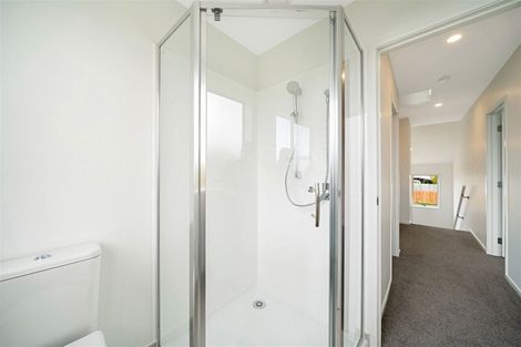 Photo of property in 14b Kirrie Avenue, Te Atatu South, Auckland, 0610