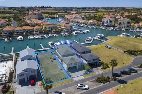 Photo of property in 21 Rue D' Amarres, Gulf Harbour, Whangaparaoa, 0930