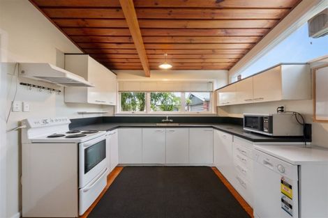 Photo of property in 11 Dulles Place, Papanui, Christchurch, 8053