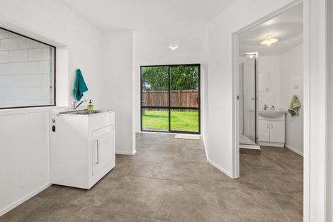 Photo of property in 2 Thackeray Place, Owhata, Rotorua, 3010