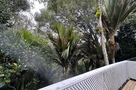 Photo of property in 4 Hiwihau Place, Glenfield, Auckland, 0629