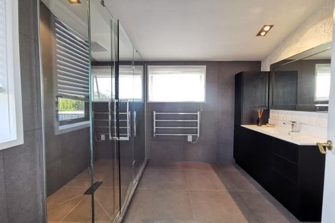 Photo of property in 3 Kimberly Grove, Greenhithe, Auckland, 0632