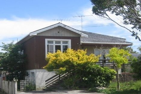 Photo of property in 35a Matai Road, Stanmore Bay, Whangaparaoa, 0932