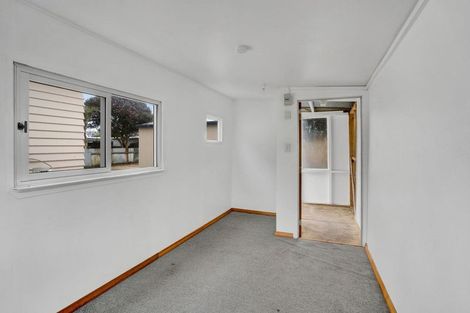 Photo of property in 58 Reid Avenue, Hawera, 4610