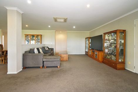 Photo of property in 127 Wallace Road, Temple View, Hamilton, 3289