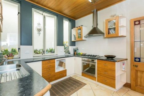 Photo of property in 153 Emerson Street, Napier South, Napier, 4110