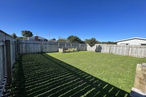 Photo of property in 7 Oleander Place, Bell Block, New Plymouth, 4312