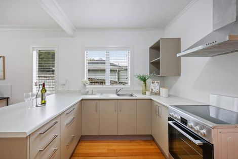 Photo of property in 72 East Street, Pukekohe, 2120