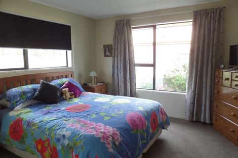 Photo of property in 1/2 Topham Lane, Hornby, Christchurch, 8042