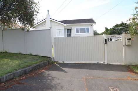 Photo of property in 35 Aliford Avenue, One Tree Hill, Auckland, 1061