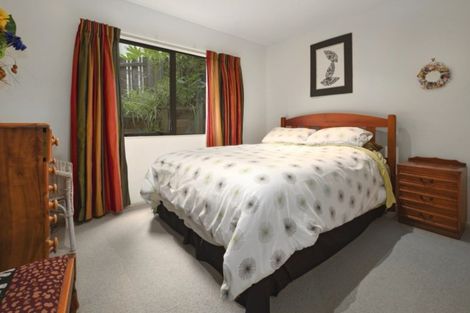 Photo of property in 18a Latitude Close, Whitby, Porirua, 5024