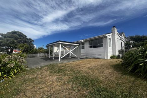 Photo of property in 58 Te Pene Avenue, Titahi Bay, Porirua, 5022