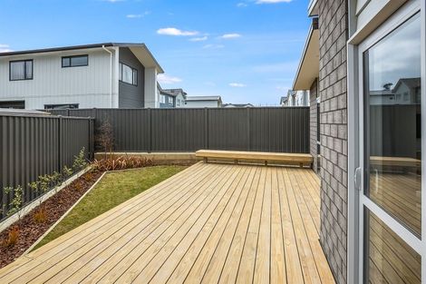 Photo of property in 18 Taiko Place, Kenepuru, Porirua, 5022