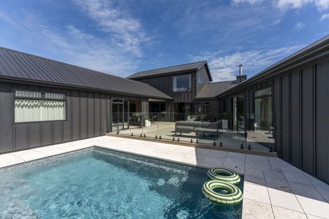 Photo of property in 14 Pukeko Way, Kinloch, Taupo, 3377