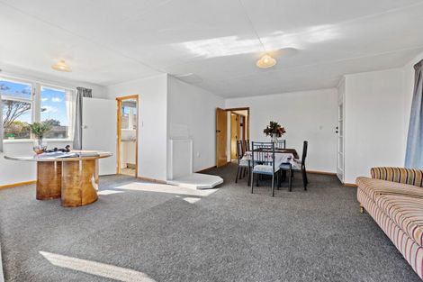 Photo of property in 15 Te Rangitautahanga Road, Turangi, 3334