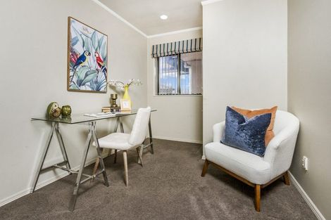 Photo of property in 5 Tornado Place, West Harbour, Auckland, 0618