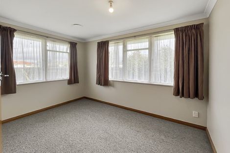 Photo of property in 2 Salford Place, Awapuni, Palmerston North, 4412