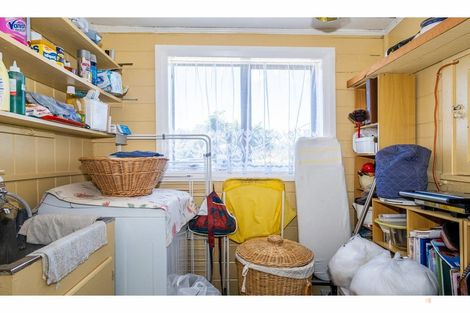 Photo of property in 39 Rhodes Street, Waimate, 7924