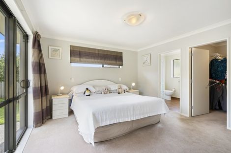 Photo of property in 7 Jeannie Way, Waikanae Beach, Waikanae, 5036